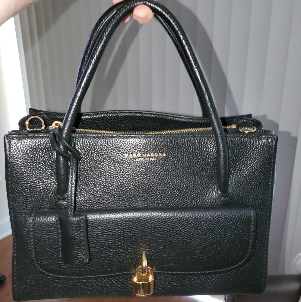 Marc Jacobs New York Black Handbag
